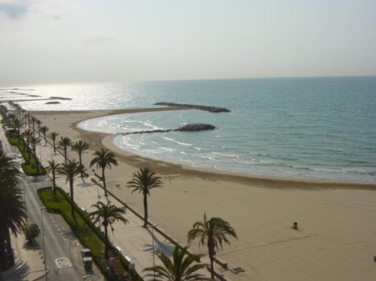 Lovely Seaside Apartment In Front Of Calafell Beach And Cunit Beach Segur de Calafell Exterior foto